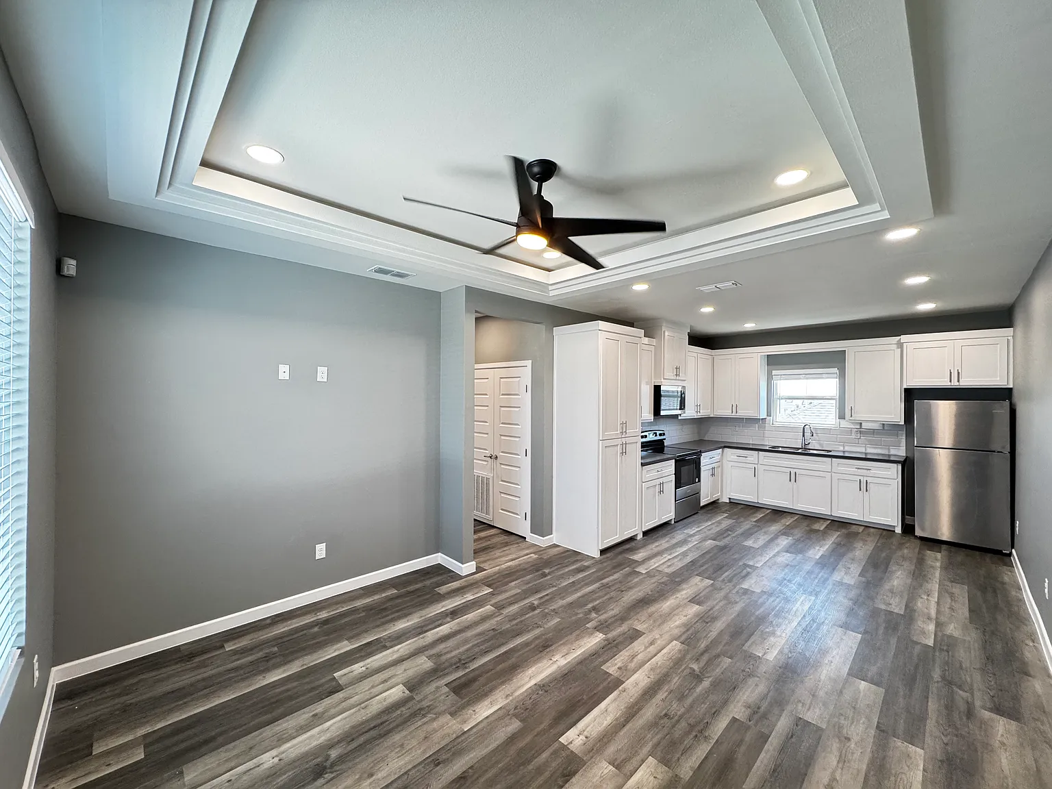 1806 Angelina Dr — Photo 3