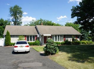 14 Furno Pl, Wayne, NJ 07470