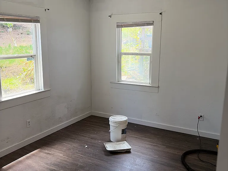 149 Ash St #1 — Photo 7