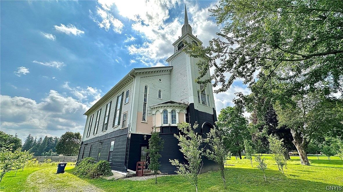 7818 Main St, Fabius, NY 13063 Zillow