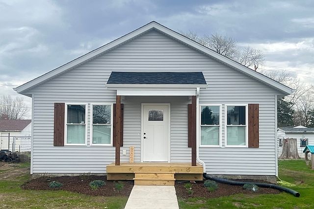 1st image of 307 White St