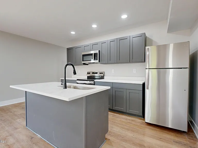 116 Bauer Ave #202 — Photo 6