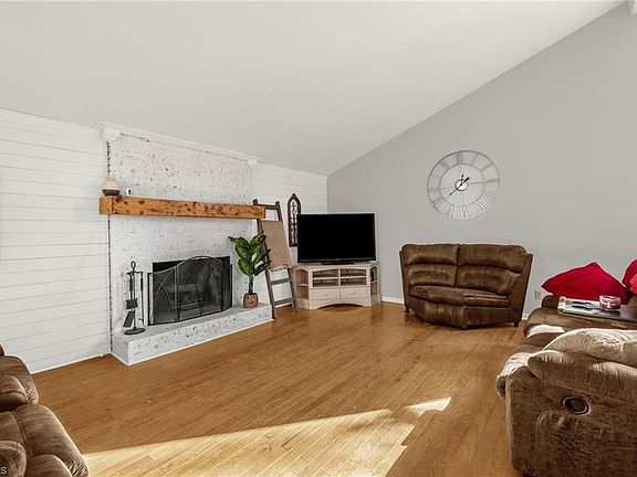 5th image of 7157 Mantlewood Ln
