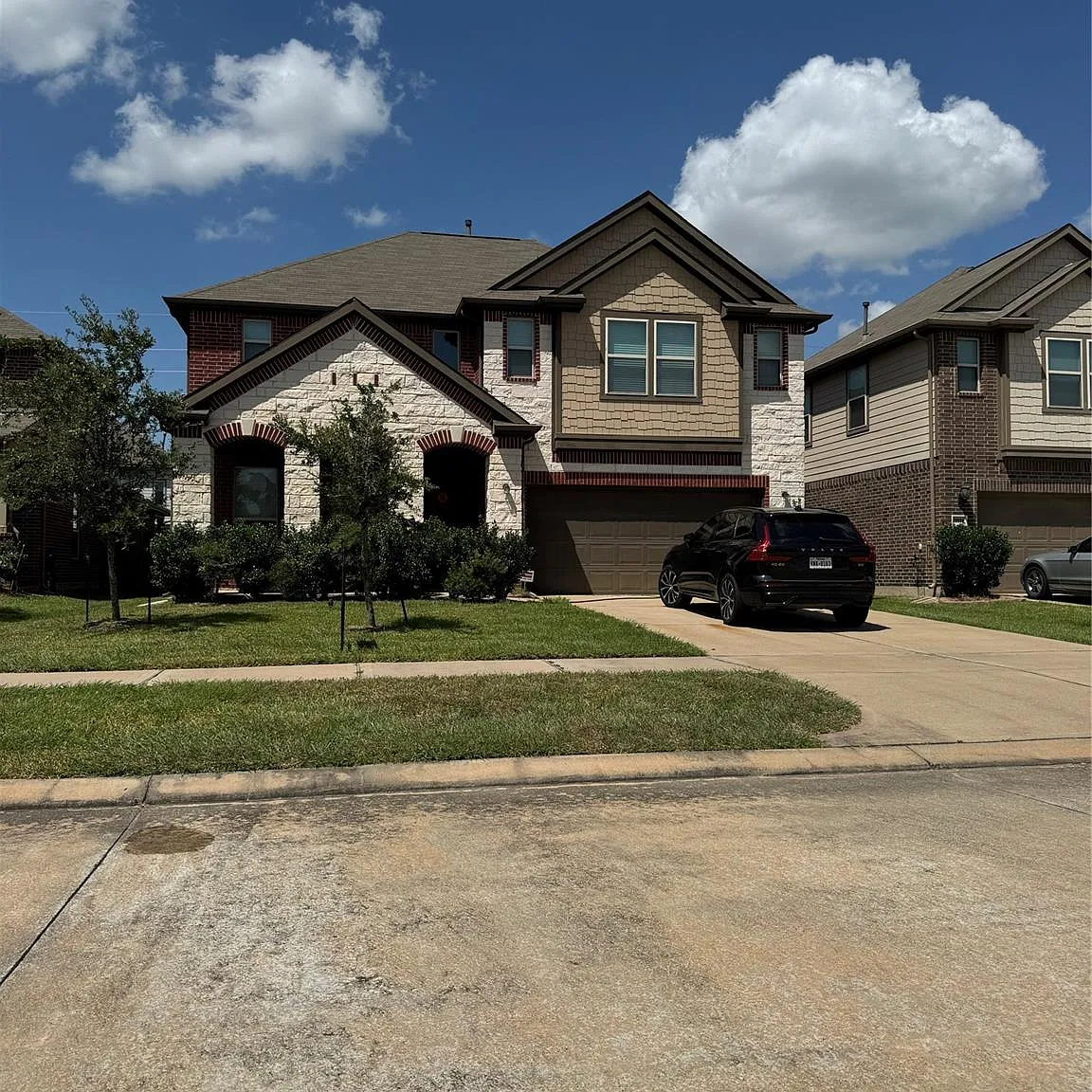 5 bed, 3.5 bath, 3194 sqft, $2,950 — Photo 4