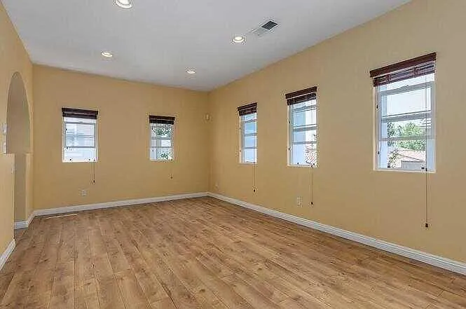 1 bed, 650 sqft, $1,800 — Photo 2