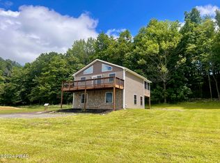 176 Dunn Rd, Honesdale, PA 18431