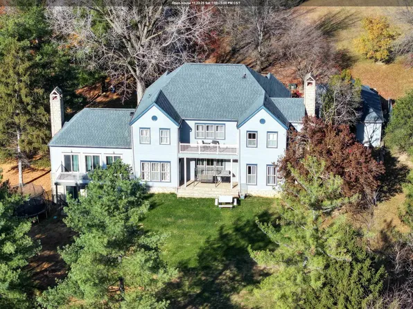 2008 Libertyville Rd, Fairfield, IA 52556