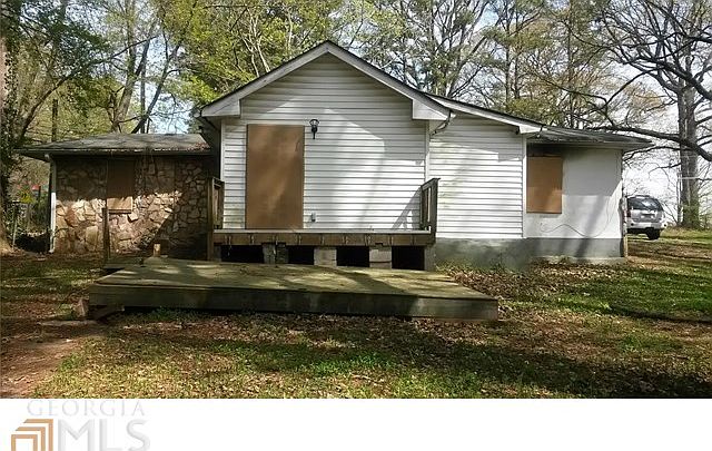 2nd image of 75 Oak Dr SW