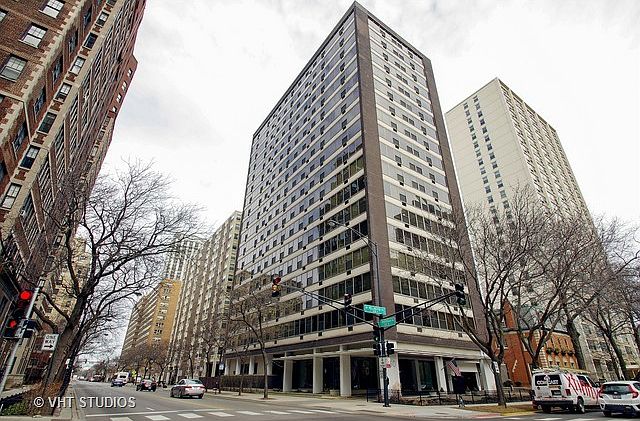 1st image of 360 W Wellington Ave APT 5C