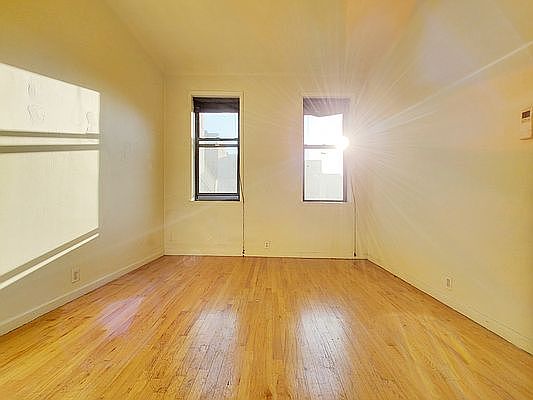 3rd image of 355 S 4th St APT 5B