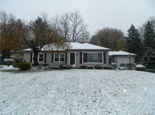 282 Kreag Rd, Pittsford, NY 14534