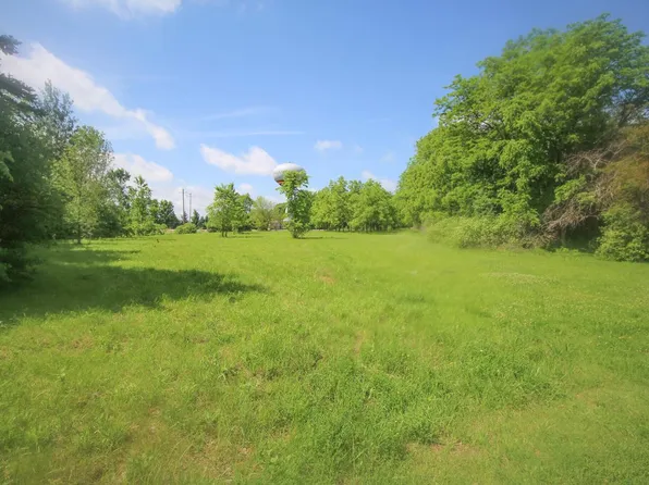 Lt8 MARTIN DRIVE, Germantown, WI 53022