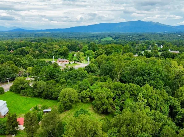 105 Crescent Ln, Monroe, VA 24574