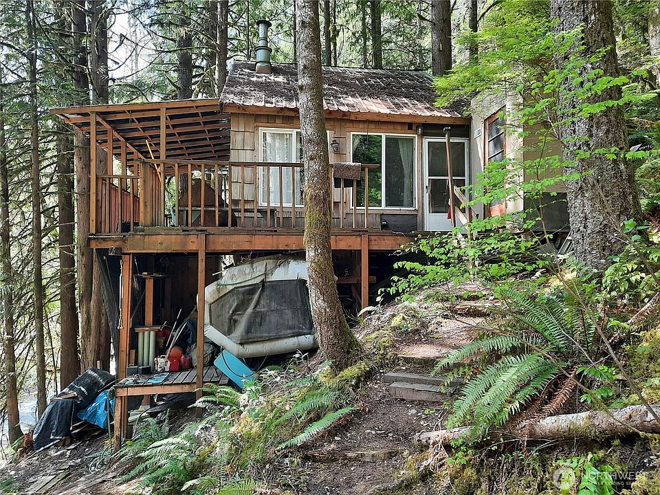 1st image of 64011 E Cascade Drive