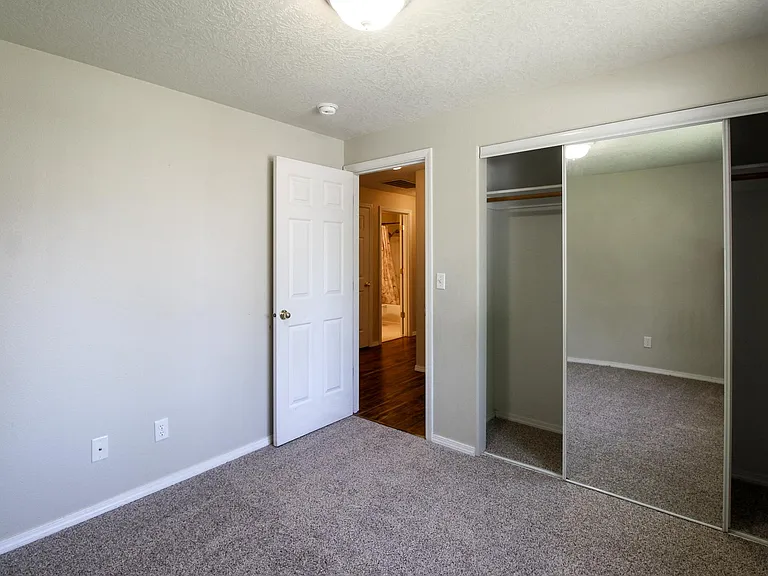3882 Lone Oak Rd SE — Photo 15