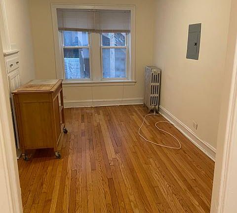 3rd image of 4883 N Paulina St #1A