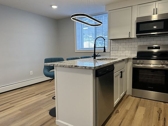 4th image of 319 Park St #11339775