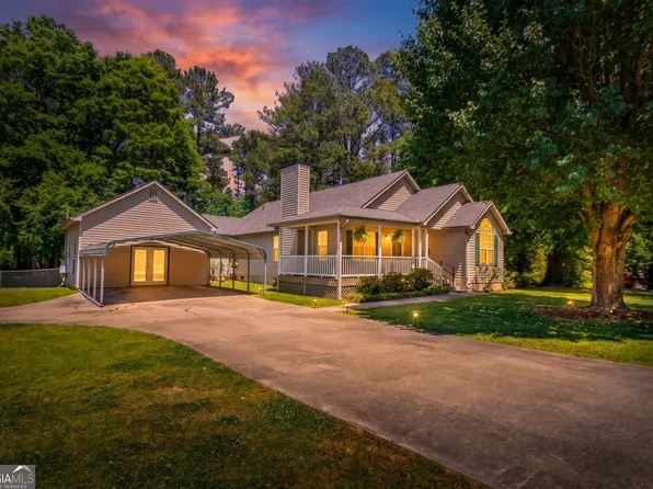 304 Annie Ln, Locust Grove, GA 30248
