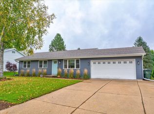 2610 S Elmwood Cir W, Cross Plains, WI 53528