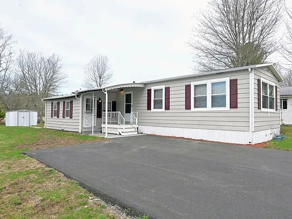 44 Clems Way, Acushnet, MA 02743