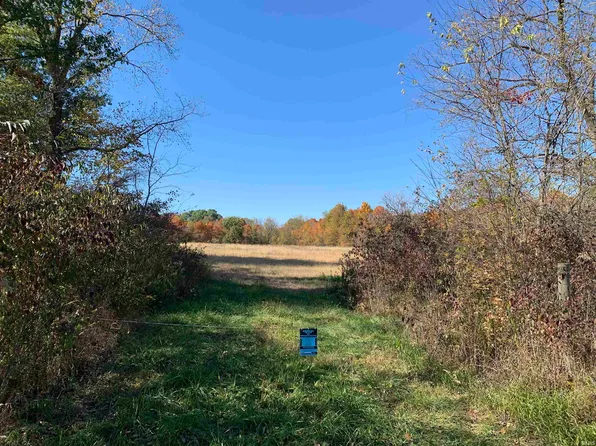 1320 Evergreen Rd, Huntington, IN 46750