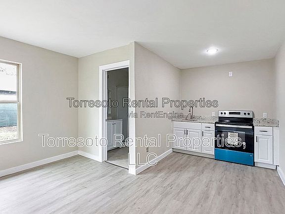 5th image of 1606 W Wildwood Dr #C