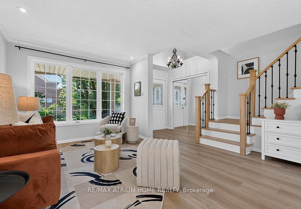 1st image of 2293 Oakhaven Dr