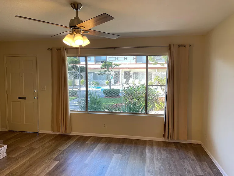 2977 Mendoza Dr — Photo 9