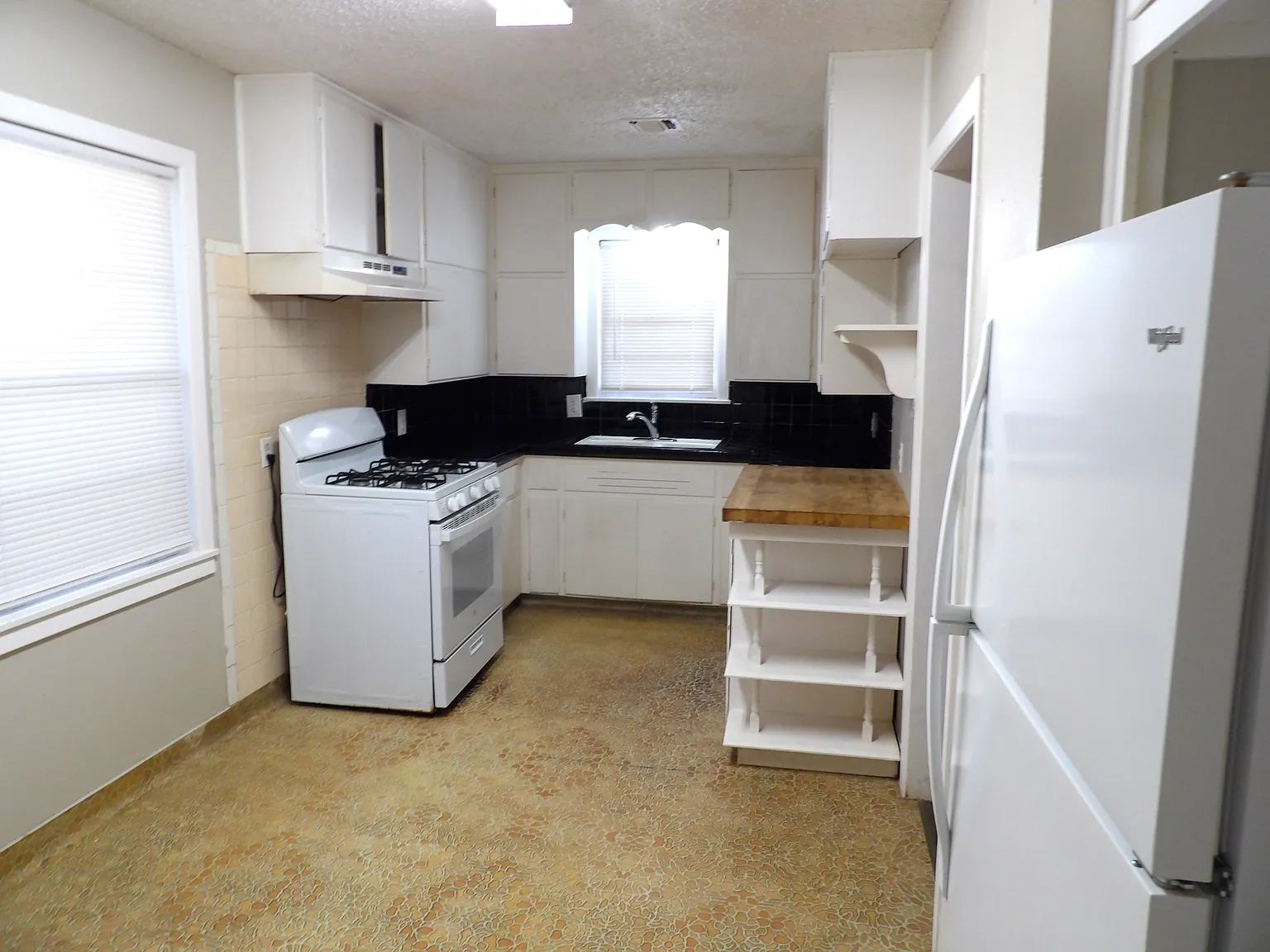 2 bed, 1031 sqft, $795 — Photo 3