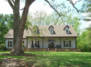 1010 Braden Rd, Mason, TN 38049