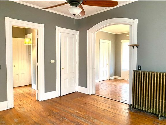 5th image of 125 Gregory St #127