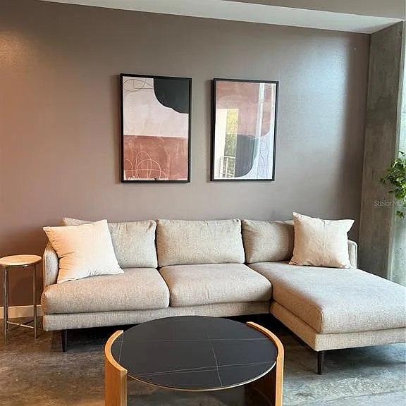 525 E Jackson St #305 — Photo 7