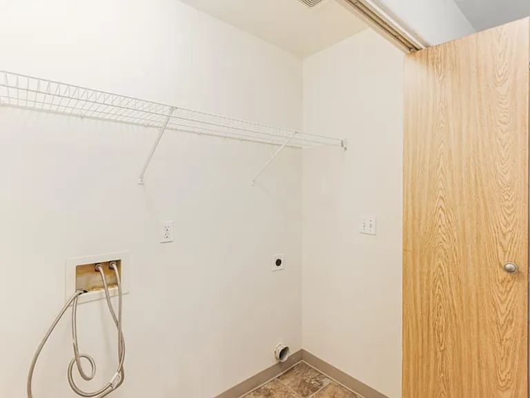 Dalton Park Apartments — Photo 18
