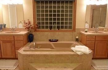 3rd image of 225 Skycrest Dr