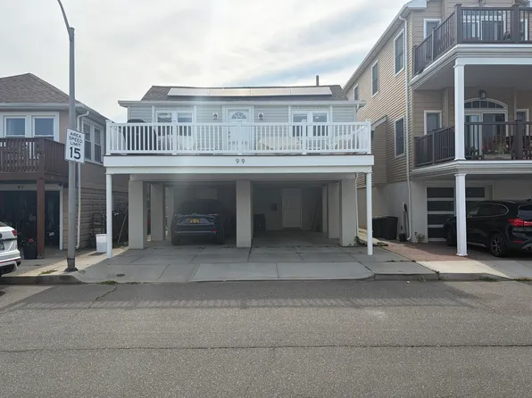 99 Arizona Ave, Long Beach, NY 11561