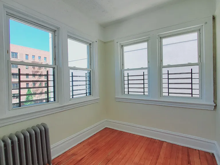 1888 University Ave #2 — Photo 13