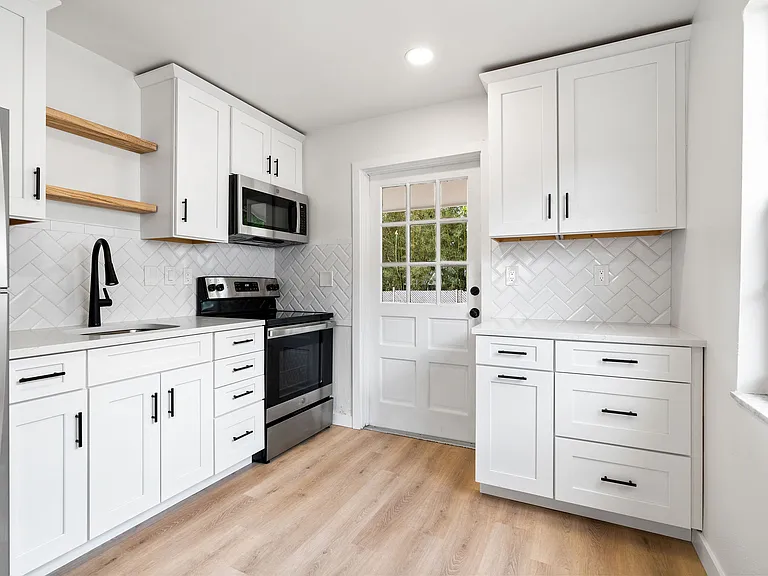 1028 Bass Blvd #C — Photo 5