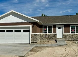 135 S 350 E, Huntington, UT 84528
