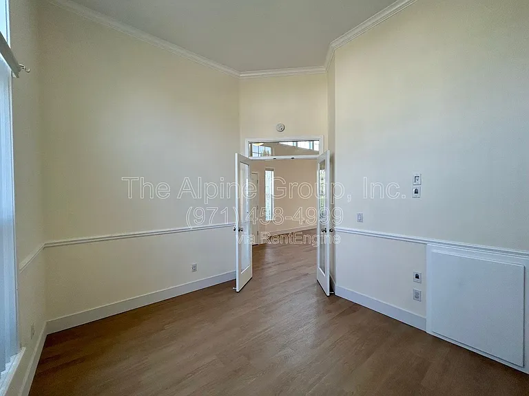 351 NW Kotrik Pl — Photo 15