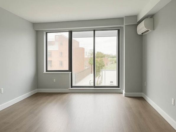 2858 Stillwell Ave APT 3A