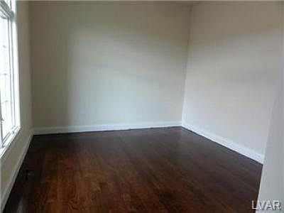 4th image of 206 Sonny Dr