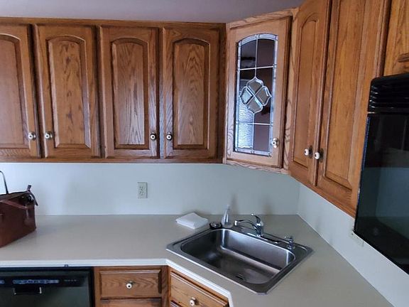 5th image of 819 NW Longstreth Ave