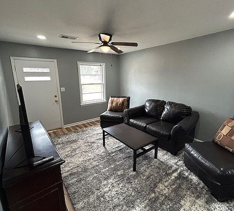 4th image of 133 Anderson Drive