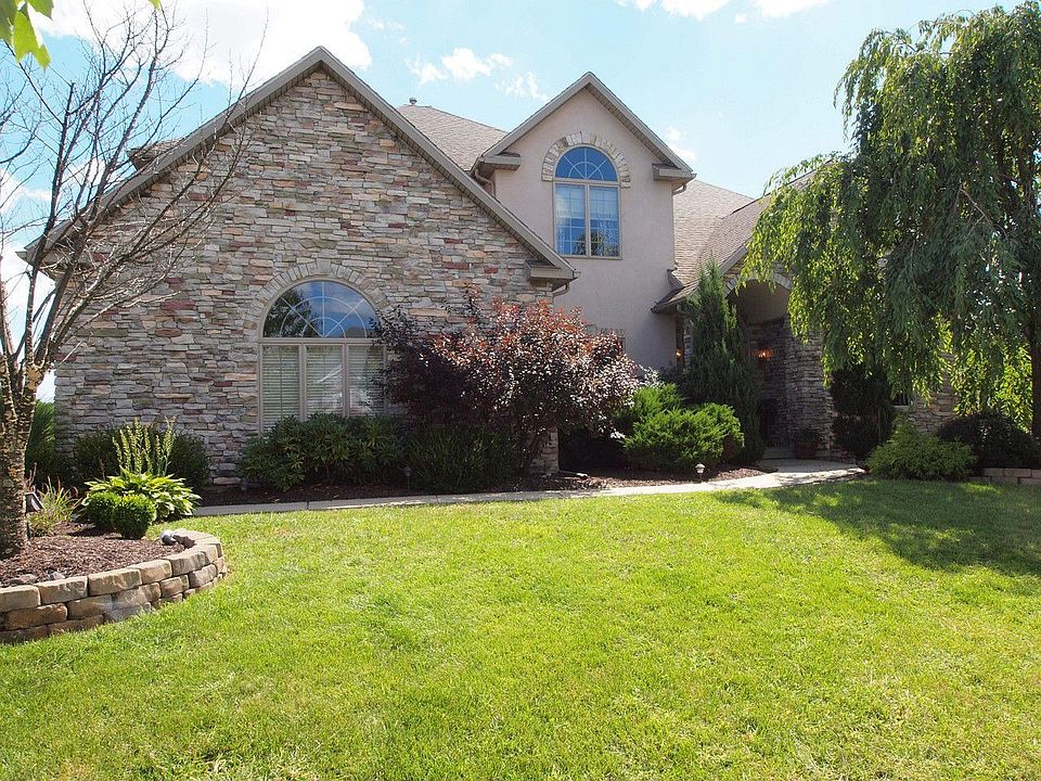 1st image of 81 Saddle Ln