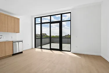 645 Park Place, #8B