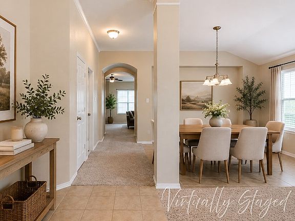 2nd image of 413 Tallowtree Dr