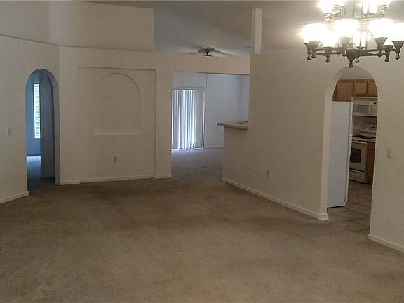 3rd image of 123 Cabrillo Dr