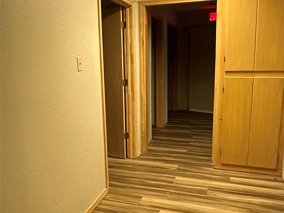 3rd image of 105 N 5th Ave