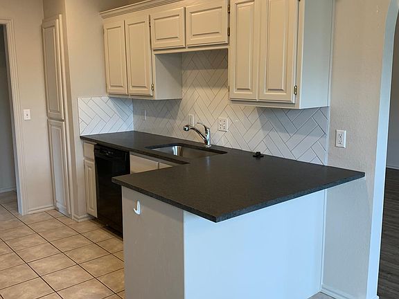 New Granite and Backsplash!