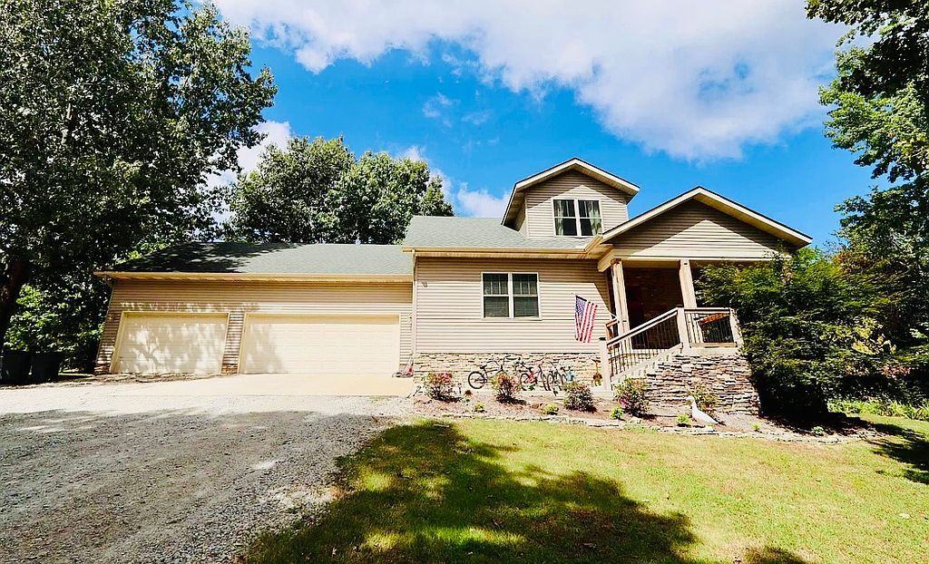 1012 Roselee Dr - Property Image